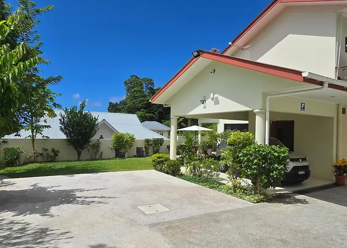 Emma\'S Guest House And Self-Catering